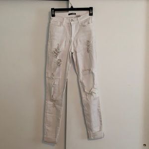 Fashion Nova Glistening Jeans in white Size3 (W25)